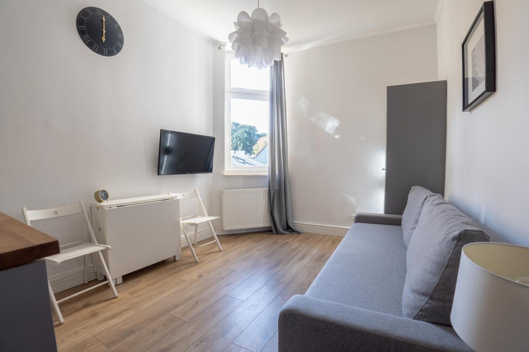Studio Apartment