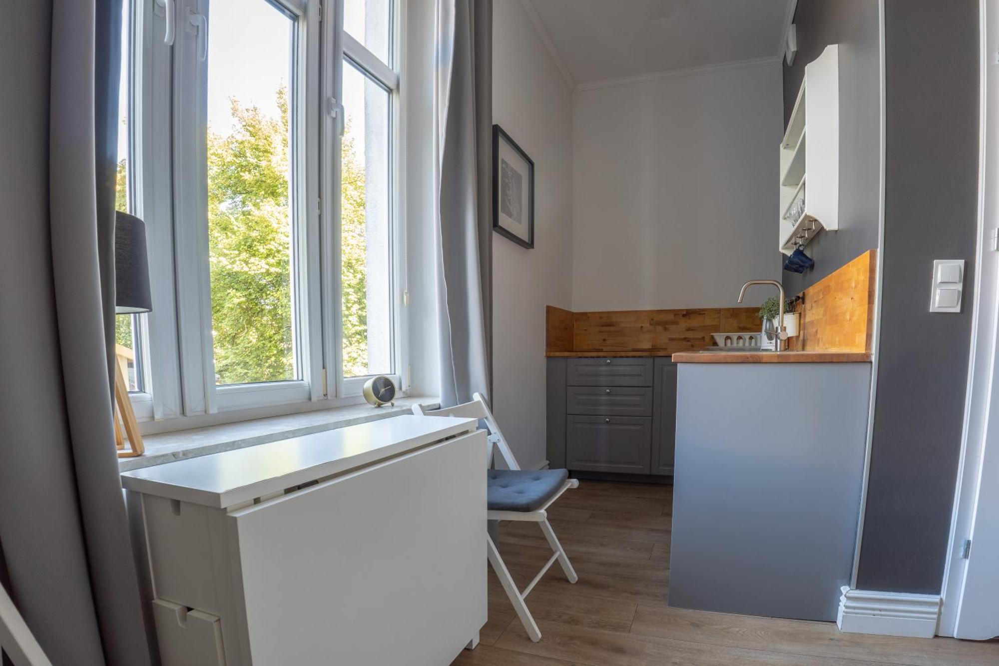 Studio Apartment