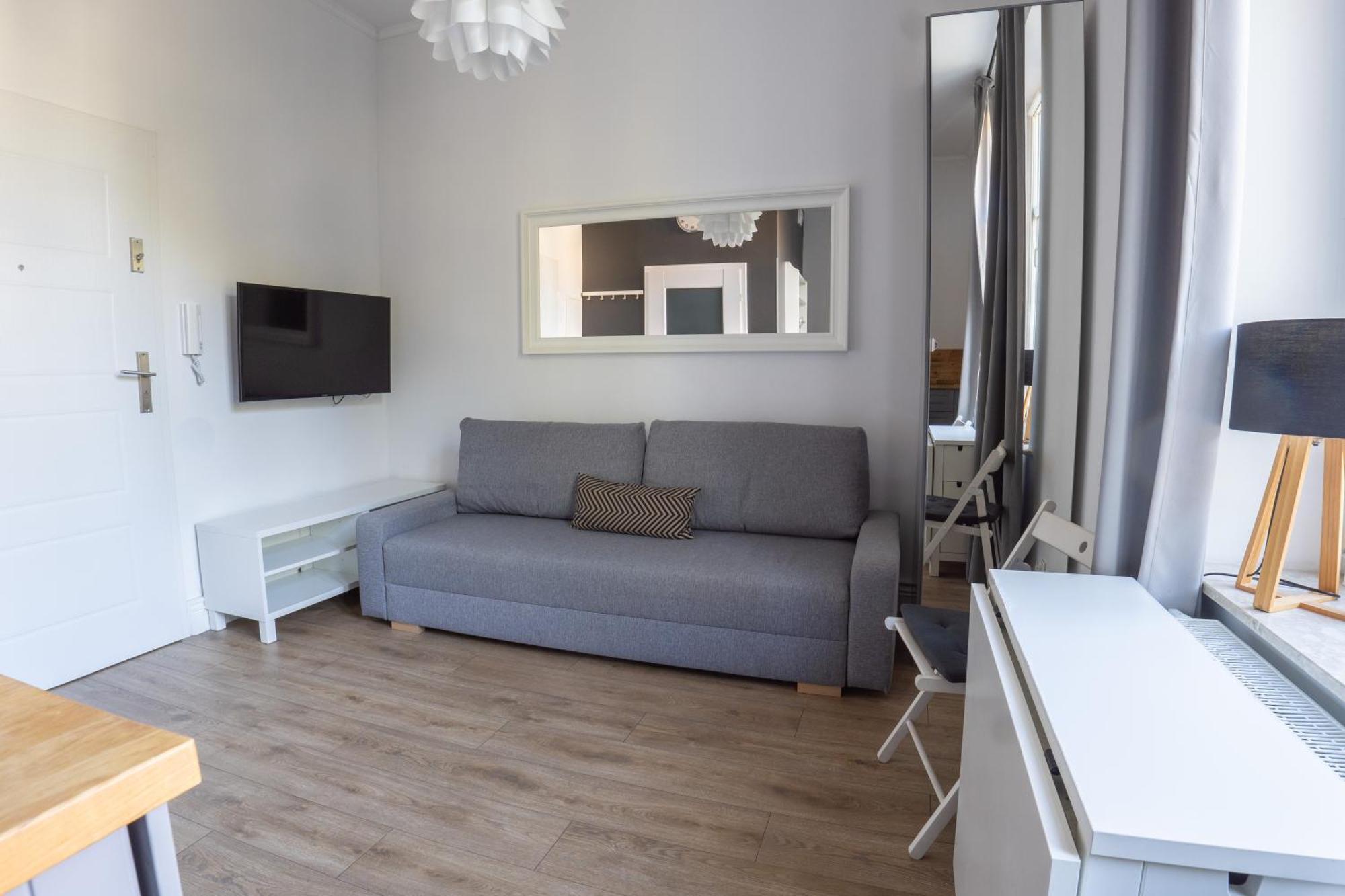 Studio Apartment